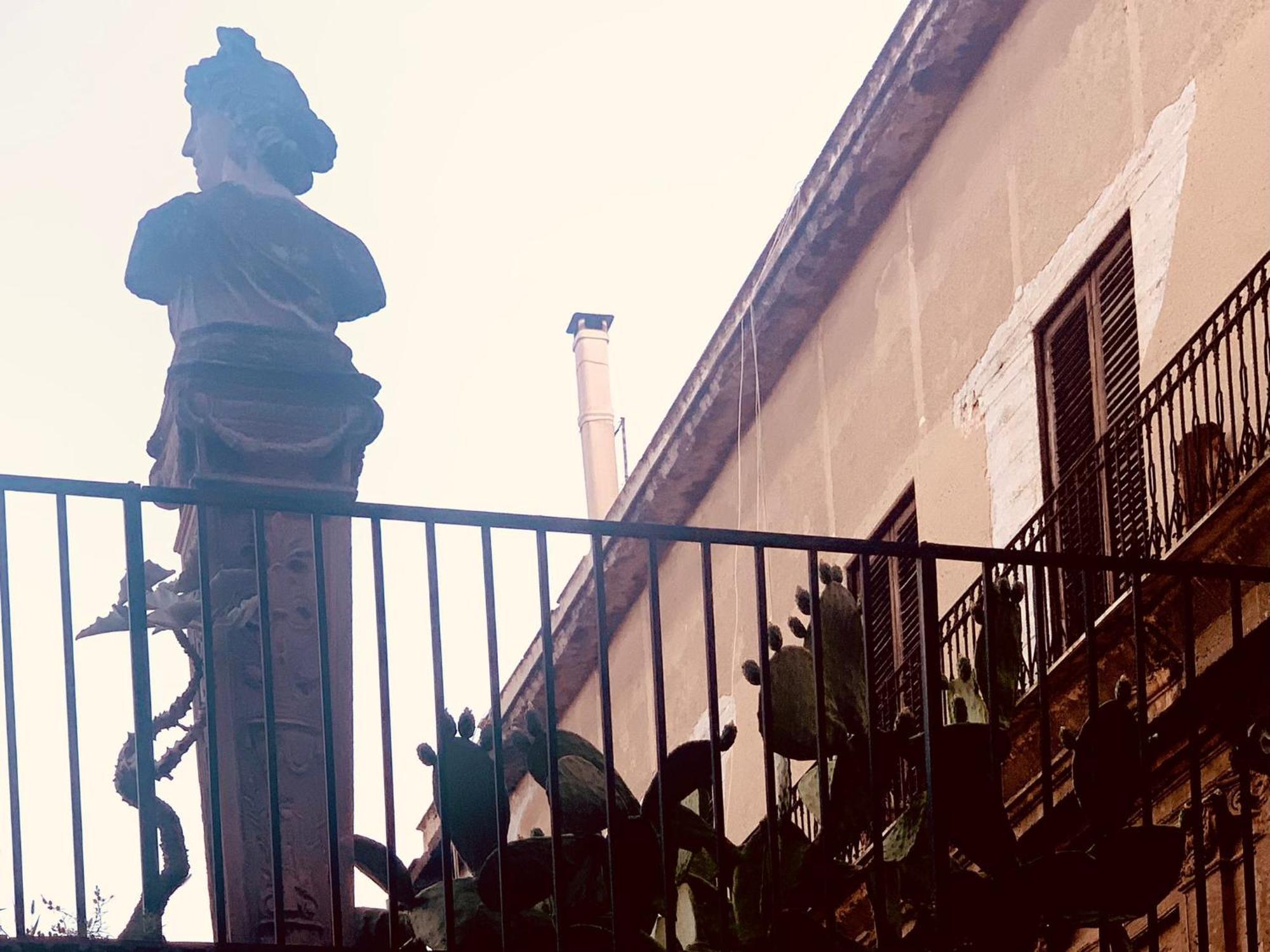 A Un Passo Dal Massimo 1 Apartment Palermo Bagian luar foto