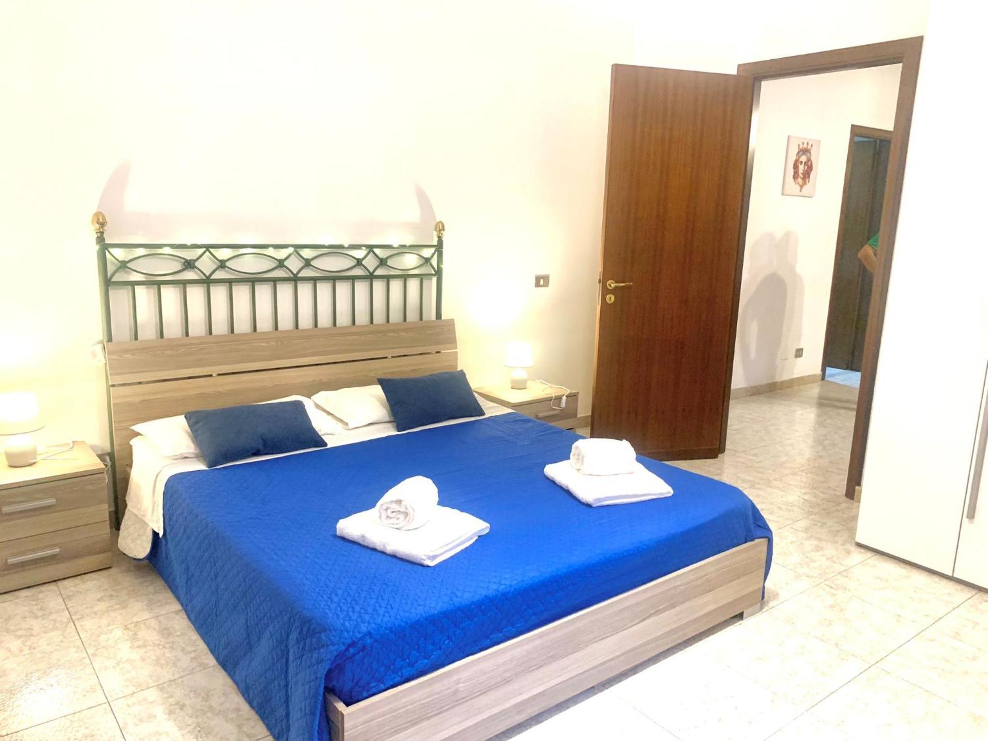 A Un Passo Dal Massimo 1 Apartment Palermo Bagian luar foto