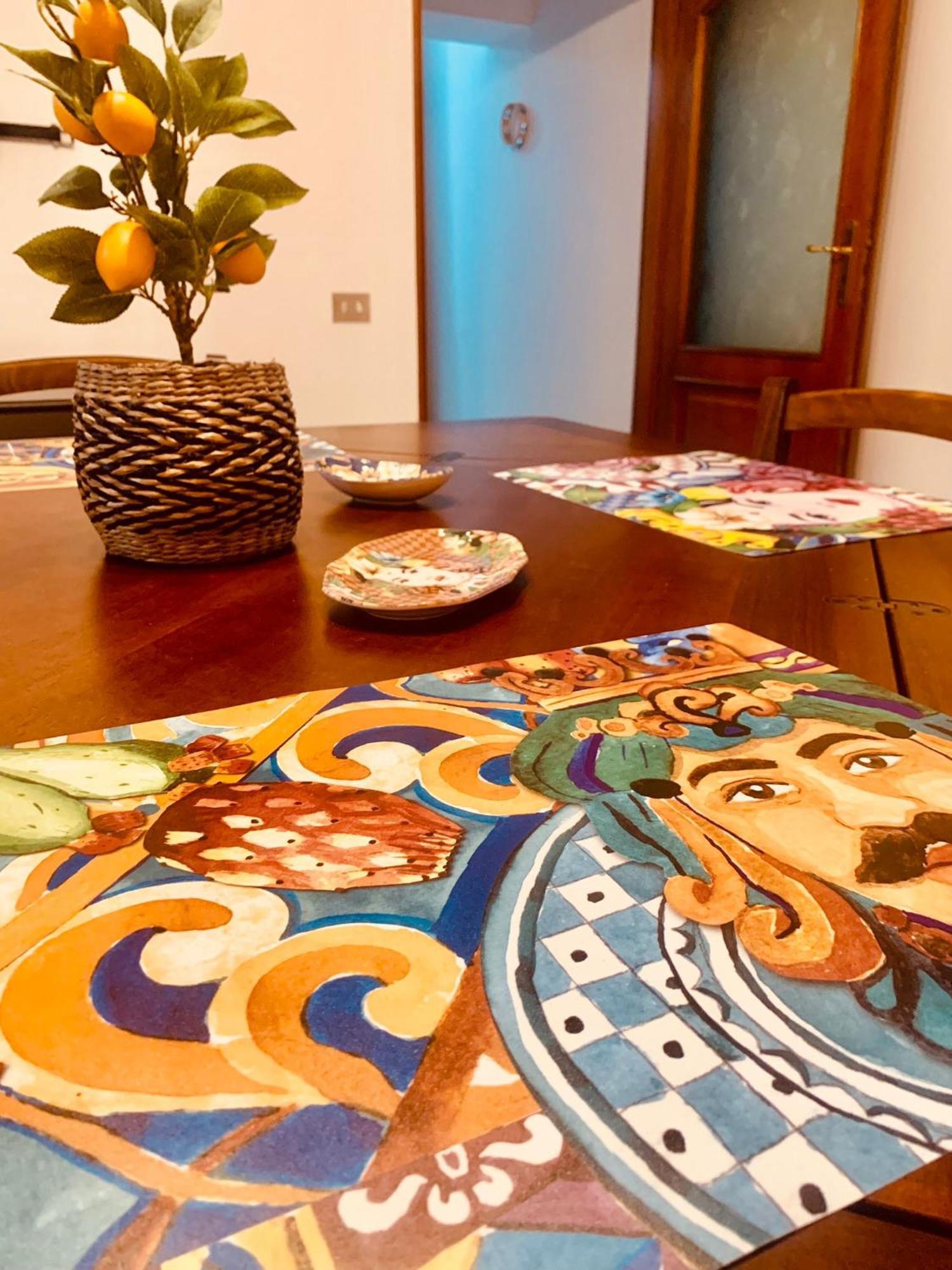 A Un Passo Dal Massimo 1 Apartment Palermo Bagian luar foto